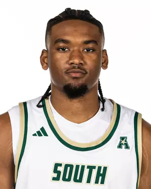 Kobe Knox photo
