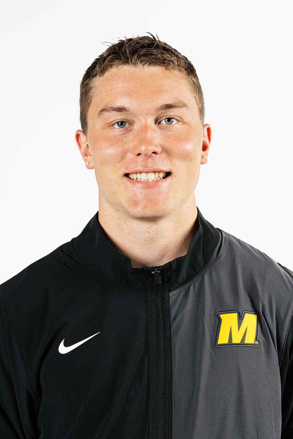 Ian Everett, Swimming & Diving, undefined