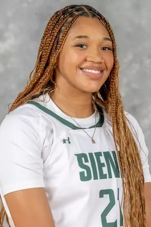 Anajah Brown photo