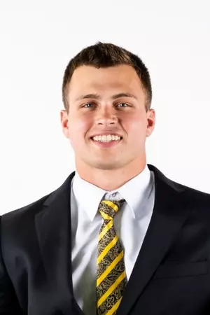 Cruz Hepburn, Football, undefined